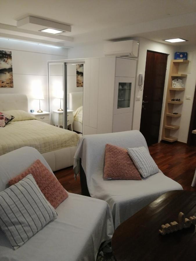 V&M Luxury Studio باغ المظهر الخارجي الصورة